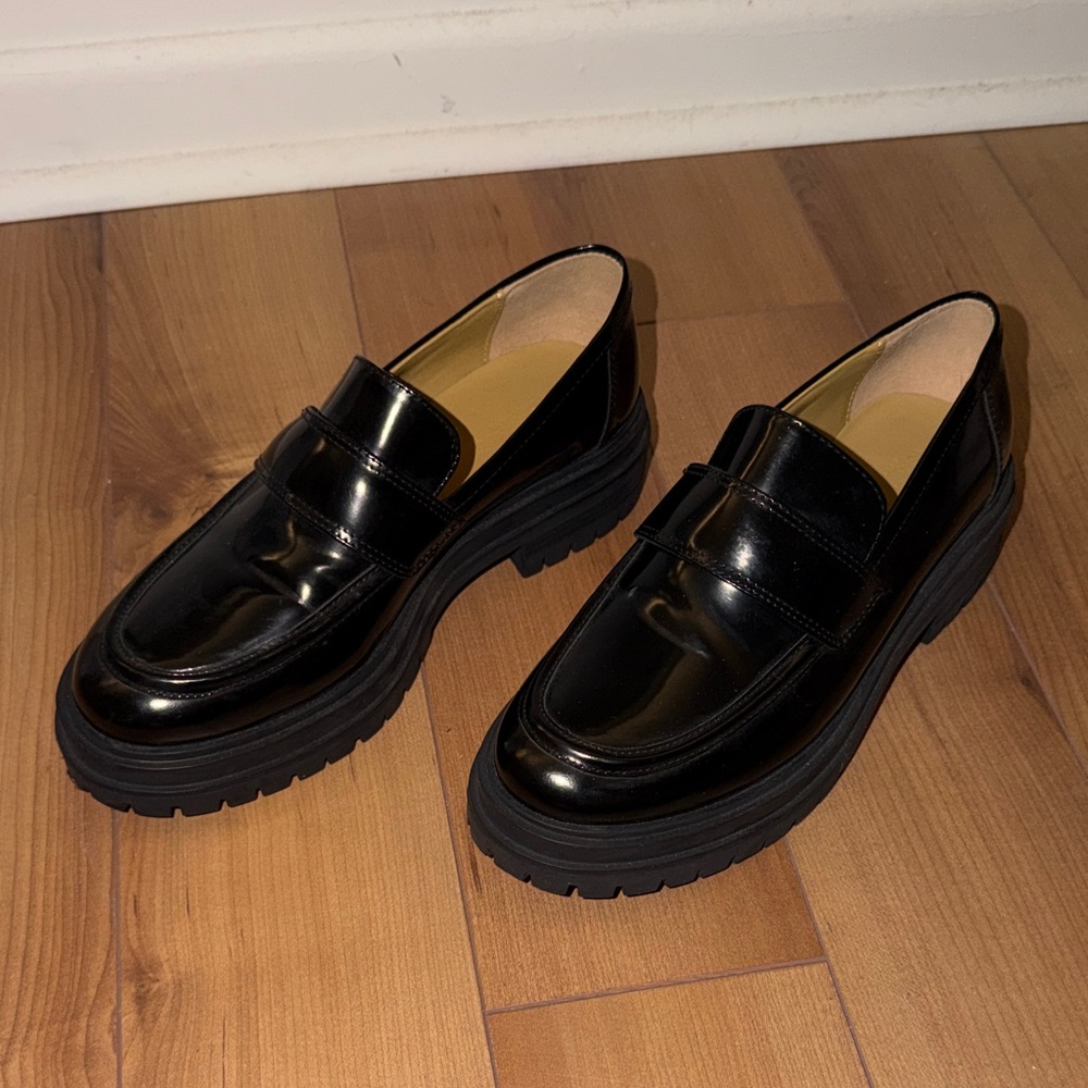 Tony Bianca Black Loafers